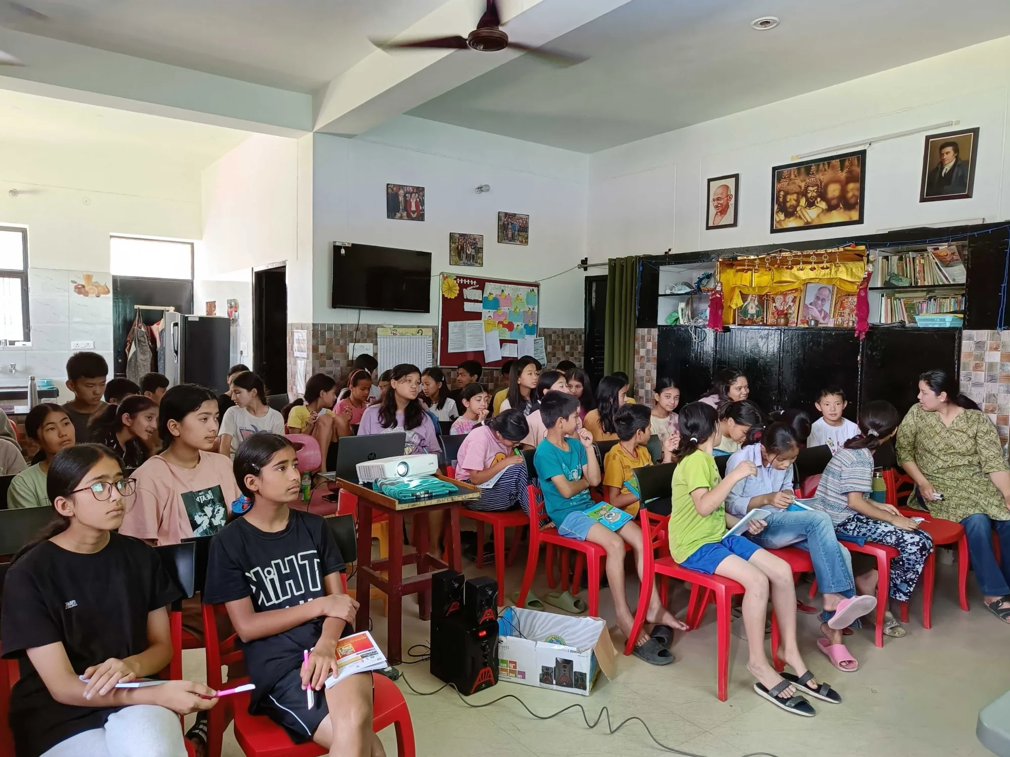 Children in classroom at Pestalozzi India